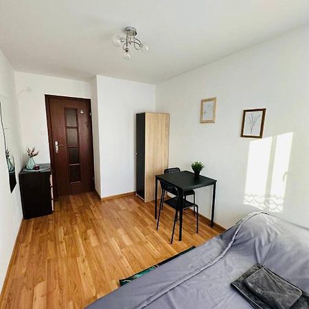 City View Rooms Варшава Екстериор снимка