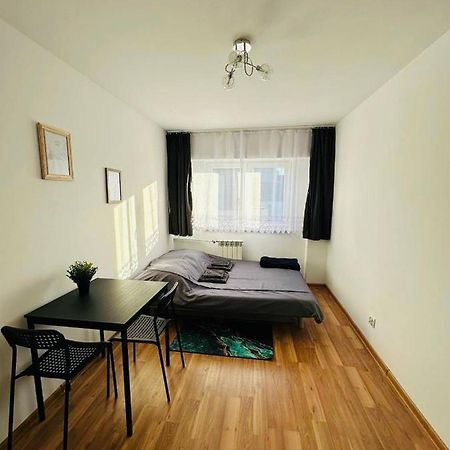 City View Rooms Варшава Екстериор снимка