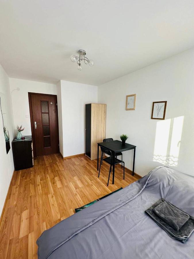 City View Rooms Варшава Екстериор снимка