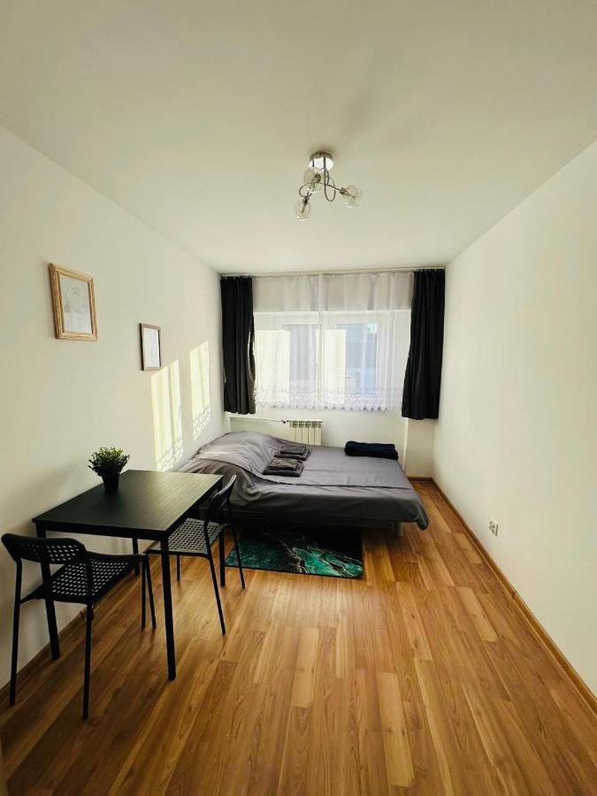 City View Rooms Варшава Екстериор снимка