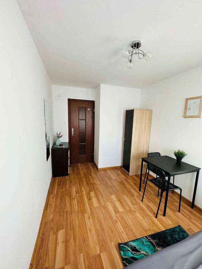 City View Rooms Варшава Екстериор снимка